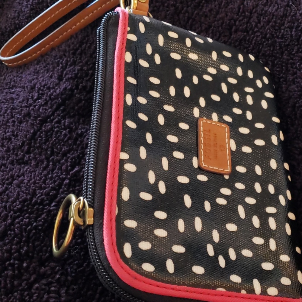 WT Fossil Keyper Zip Clutch Wallet Black w/White